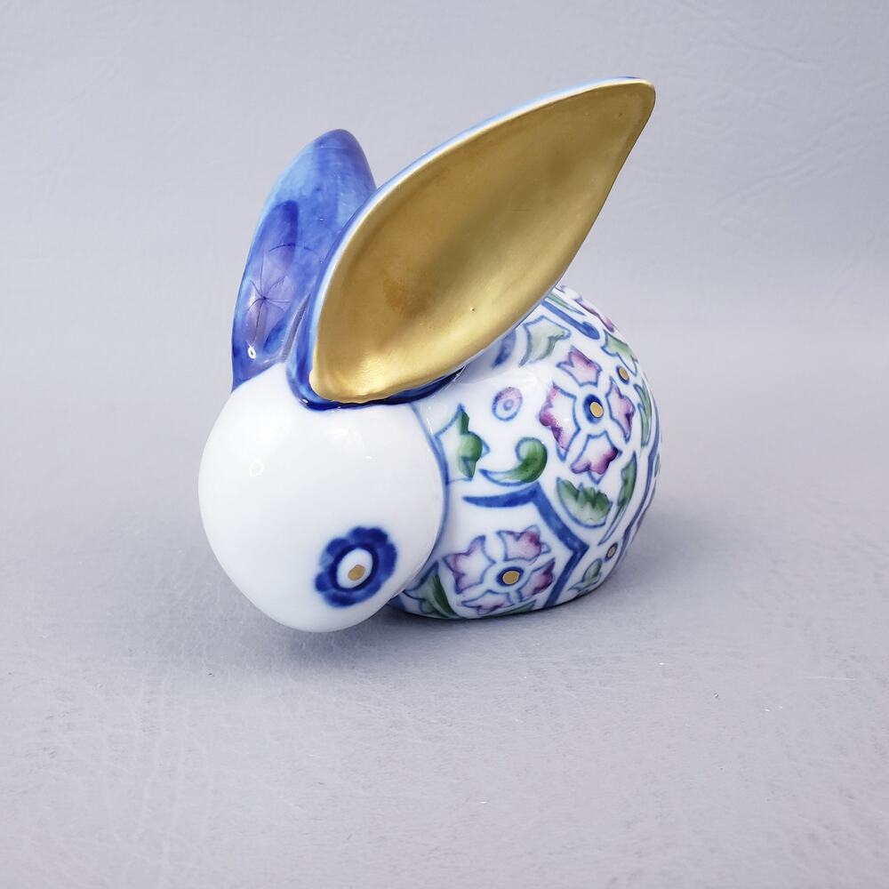 Manifattura Porcellane Artistiche Porcelain Bunny Rabbit Figurine